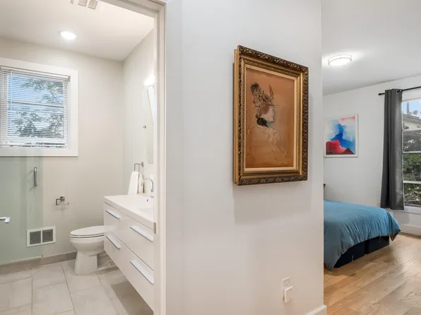 152 Beach Street image 17 of 36