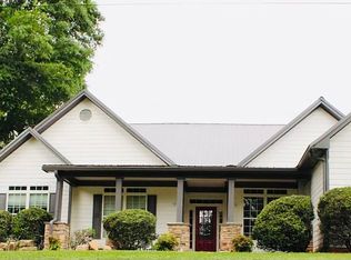 713 White St, Suwanee, GA 30024