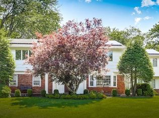 48 Pilgrim Ln, Monsey, NY 10952