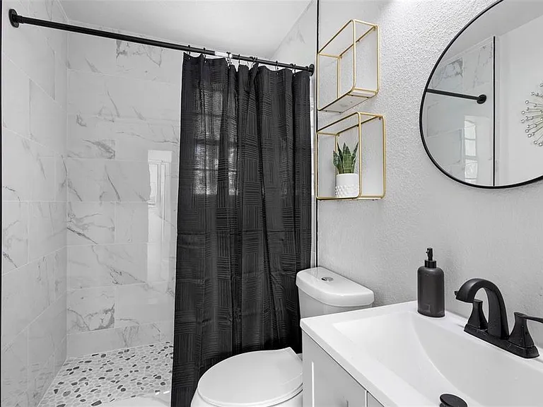 2600 S Crystal Lake Dr — Photo 18