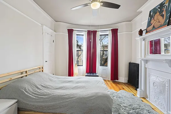 Sold by Compass | media 5