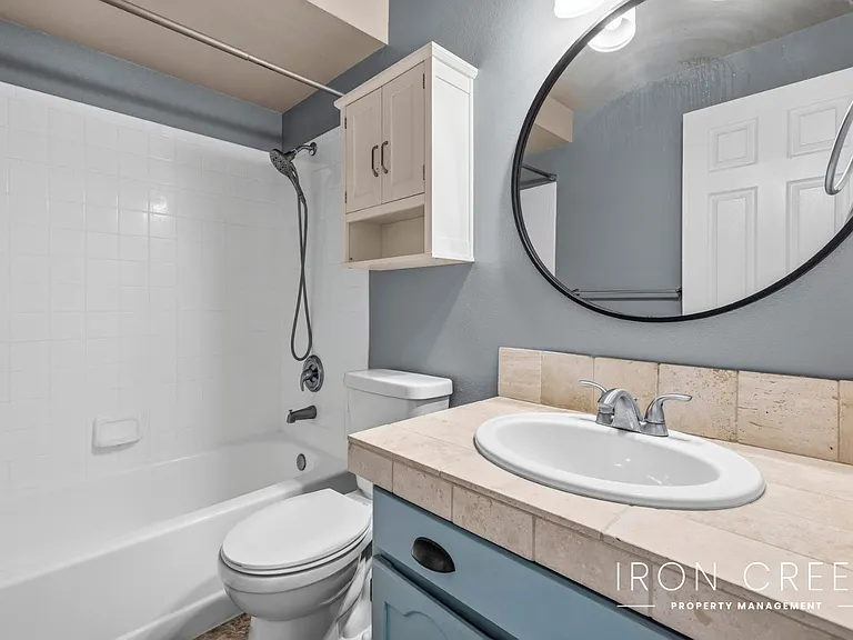 1544 E Falconrim Ct — Photo 25