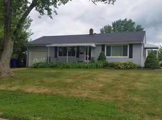 67 Gregory Ln, Hamilton, OH 45013