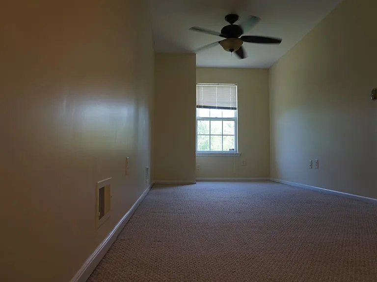 44 Dewitt Ln — Photo 22