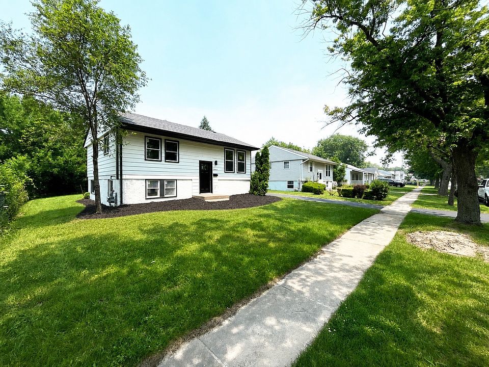 1st image of 2843 224th St