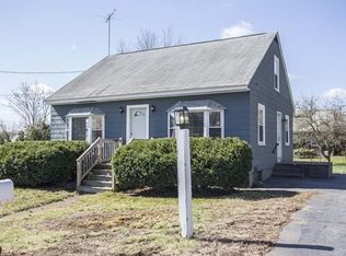 36 Phyllis St, Dracut, MA 01826