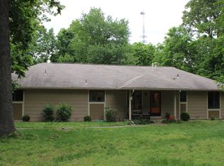 3043 E Southernview Rd, Ozark, MO 65721