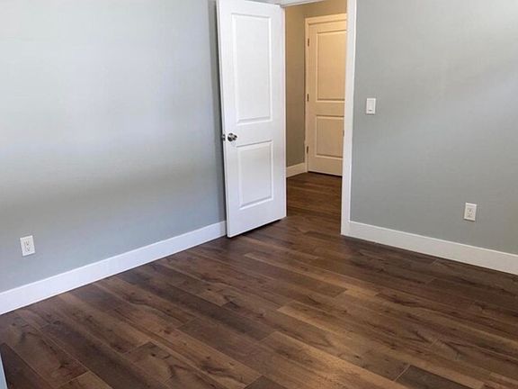 5th image of 1815 S 23rd St #1