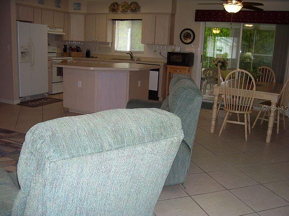 4th image of 17910 SE 96th Ct