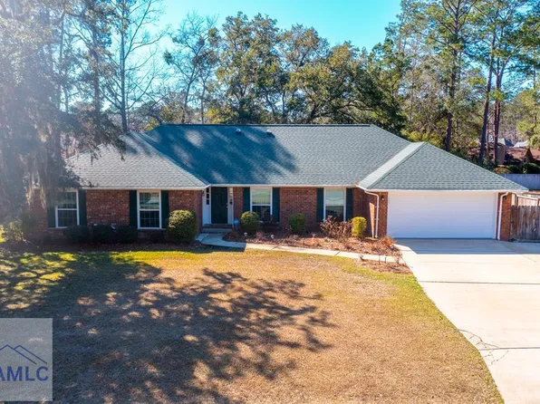 413 Club Dr, Hinesville, GA 31313
