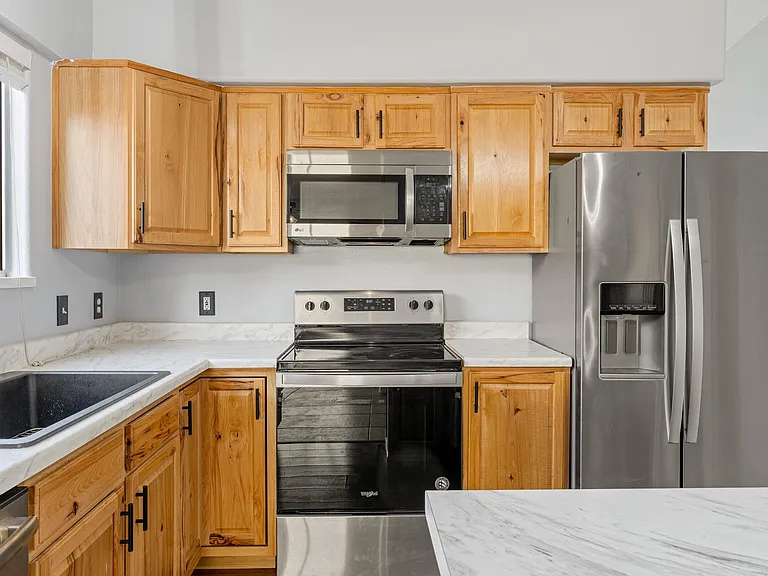 1509 W 750th St N #4 — Photo 8