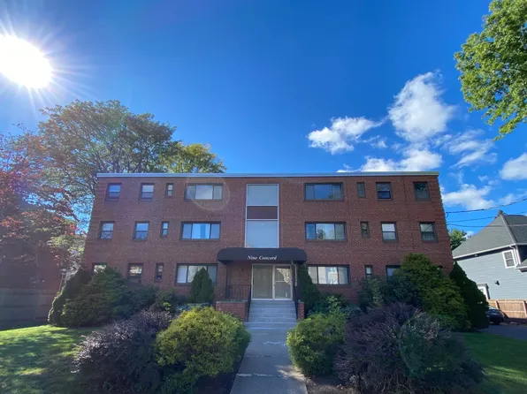 9 Concord St APT C1, West Hartford, CT 06119