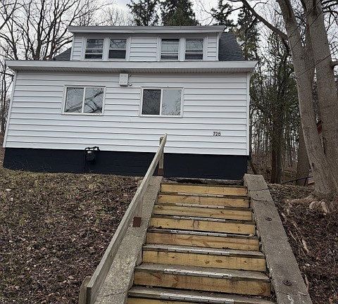 2nd image of 726 Euclid Ave