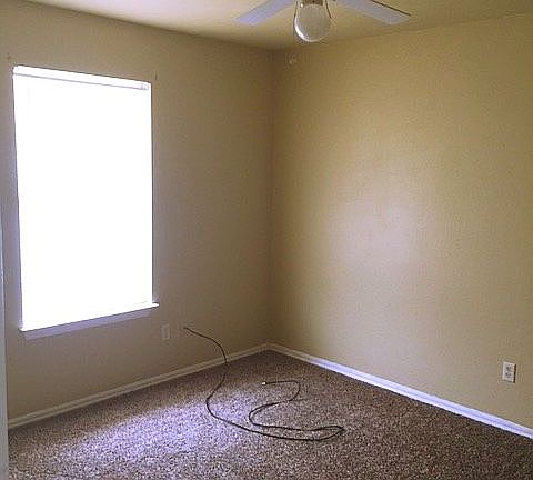 5th image of 3345 E Park Pl