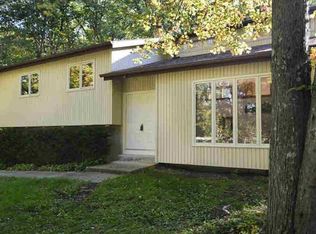 24 Chapel Rd, Newburgh, NY 12550