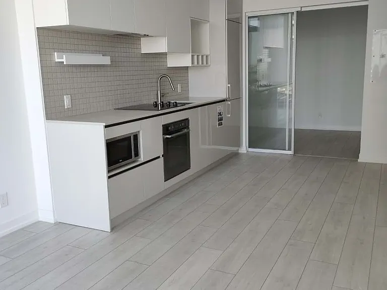 898 Portage Pkwy #2806 — Photo 5