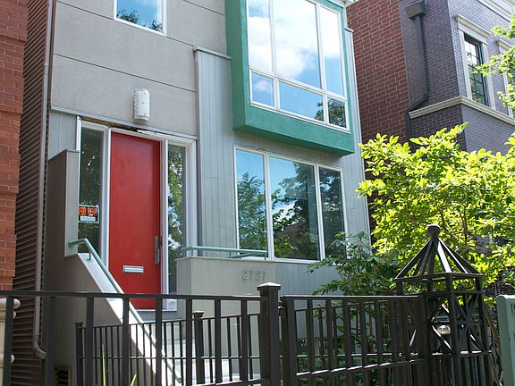2nd image of 2727 N Mildred Ave