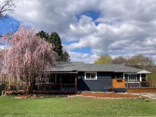 750 S Larch St, Kettle Falls, WA 99141