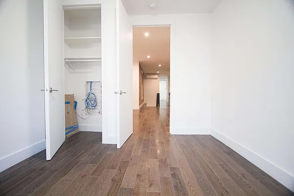 Rented by Nooklyn NYC LLC | media 45