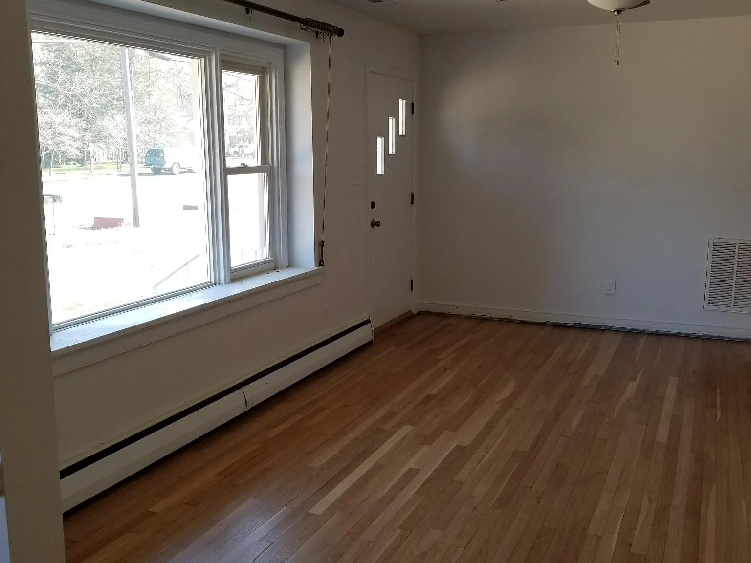 10534 Lambeth Rd — Photo 3