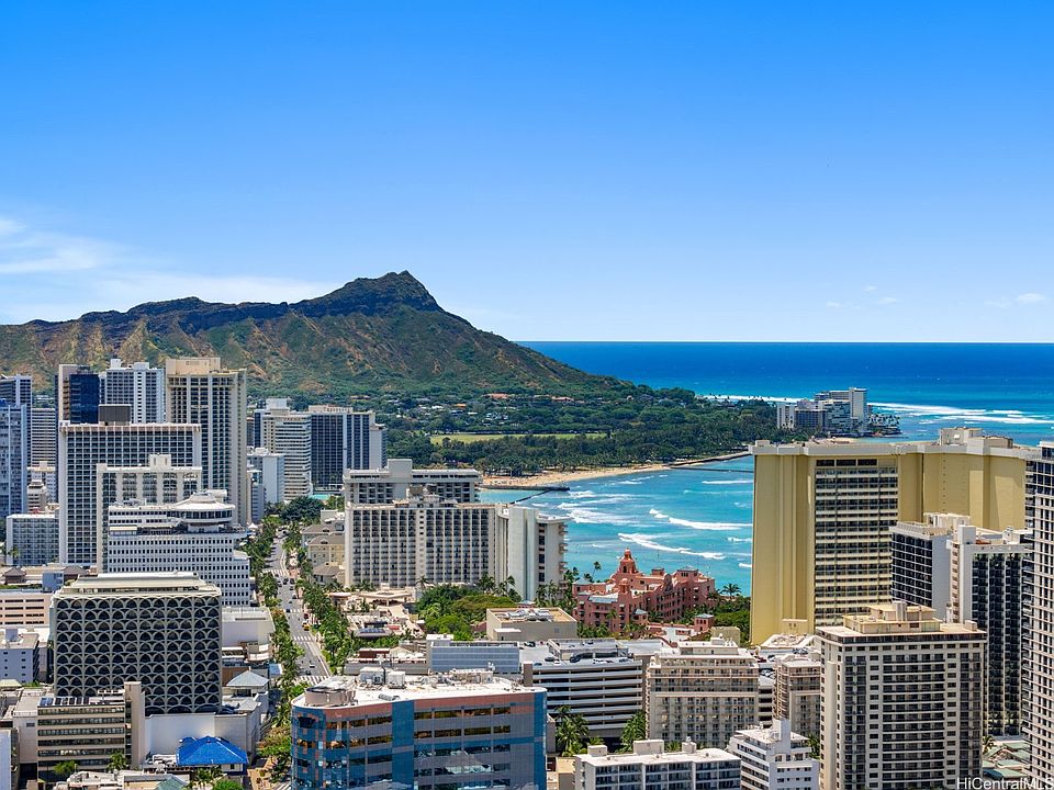 1st image of 1910 Ala Moana Blvd APT 40D
