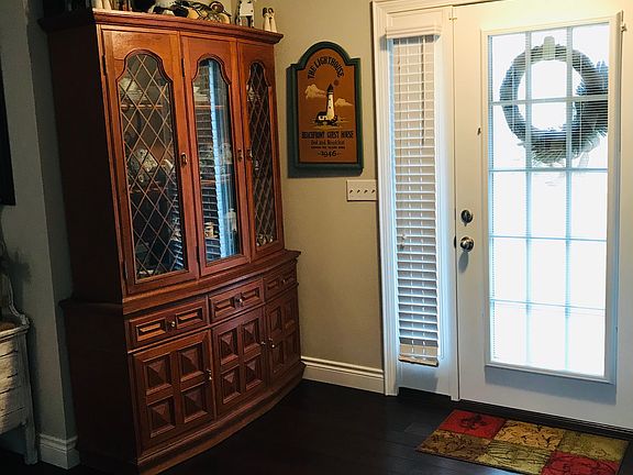 Entry way