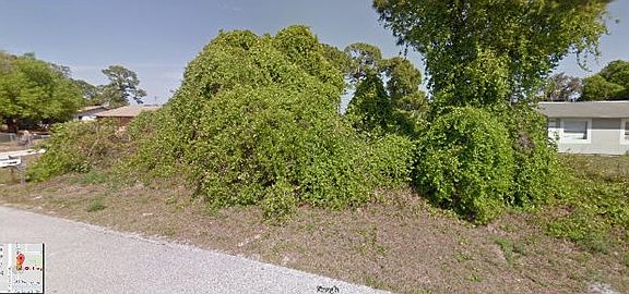 5th image of 839 Carlyle Ave SE
