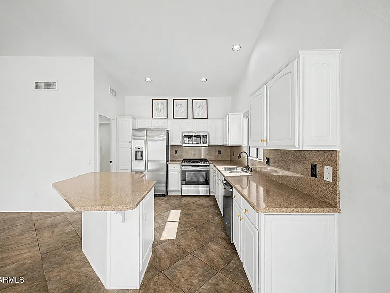 16110 W Vale Dr — Photo 12