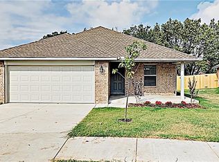 123 Saint Charles Way, Midwest City, OK 73130