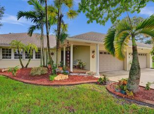 16630 SW 62nd St, Southwest Ranches, FL 33331