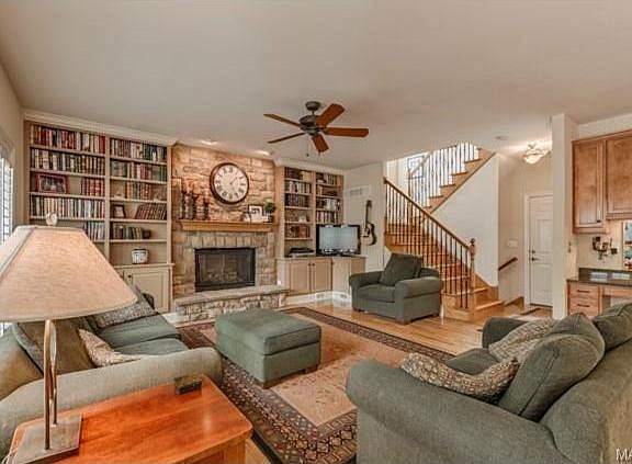 5th image of 1028 N Taylor Ave