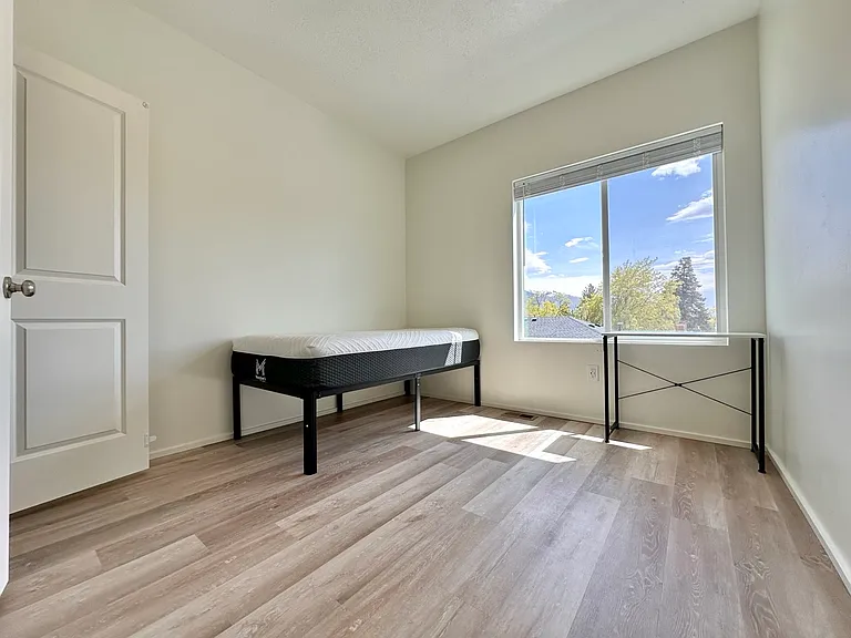 456 N 600 E — Photo 14
