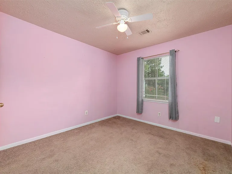 1934 Pincher Creek Dr — Photo 26