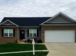 143 Nathan Hale Dr, Georgetown, KY 40324