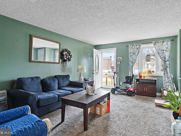 4th image of 722 S Garfield Ave