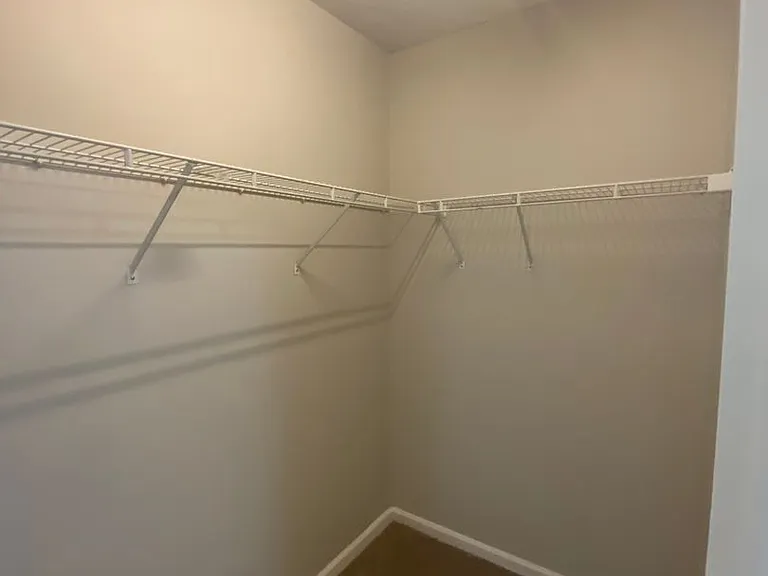 7301 Brampton Ln — Photo 32
