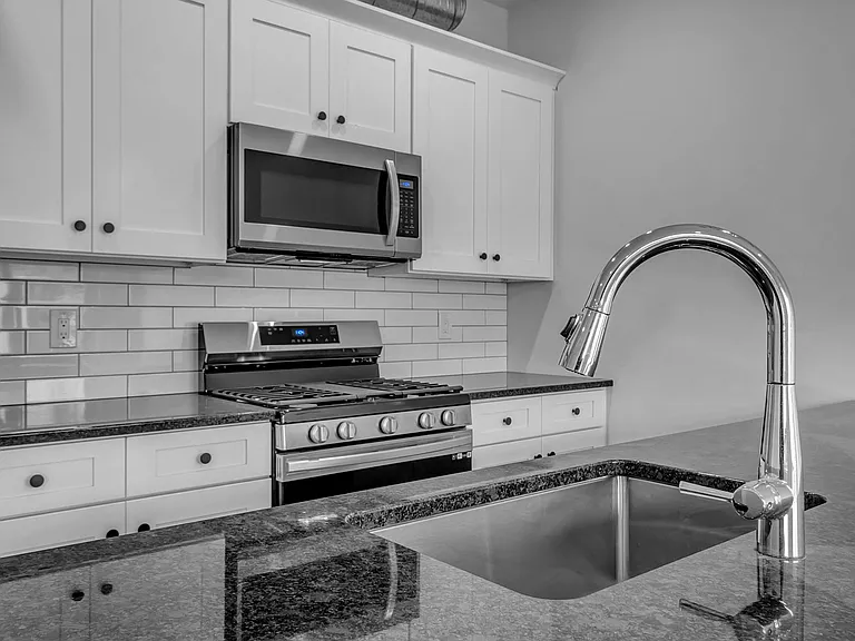 510 Tremont St — Photo 8