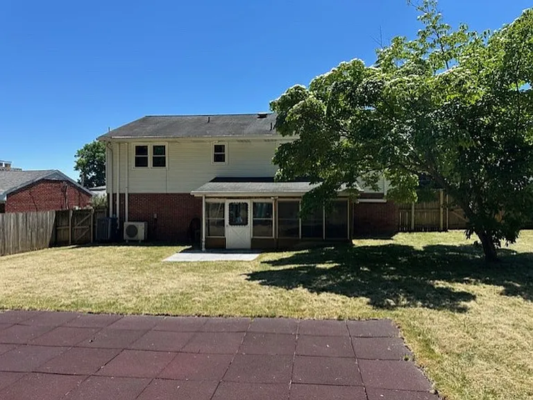 307 Evergreen St — Photo 20