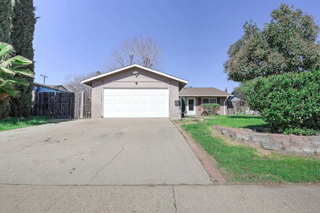 7387 Fallwood Way photo 1