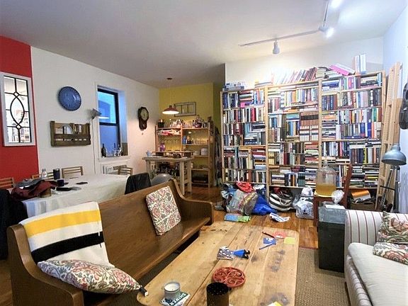 3rd image of 353 Amsterdam Ave APT 4