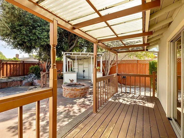2622 Tartan Dr — Photo 22