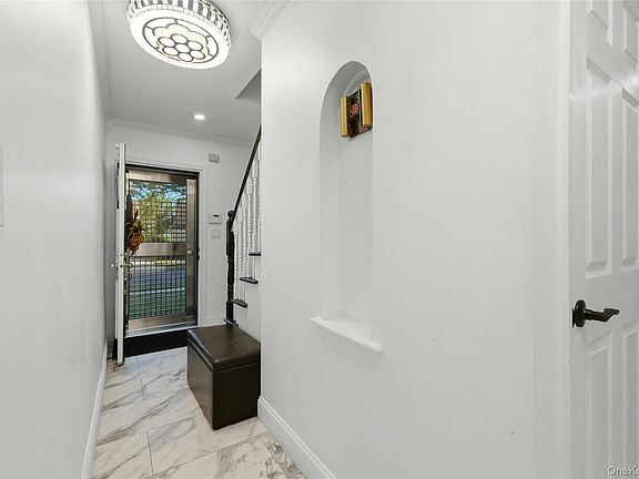 4th image of 47 Sperry Court