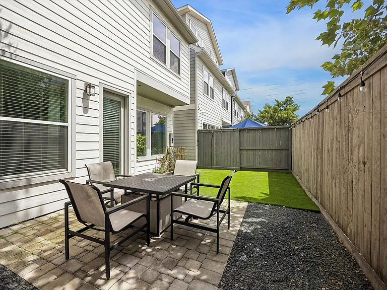 1415 Biondo Way — Photo 18