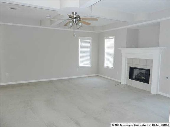 3rd image of 5847 Strawberry Pointe Cv #1