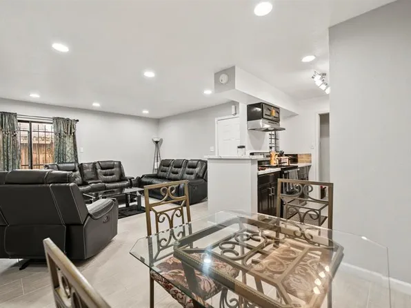 9550 Deering Drive #205, Houston, TX 77036