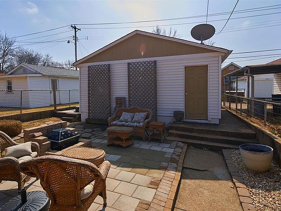 2nd image of 5614 Delor St