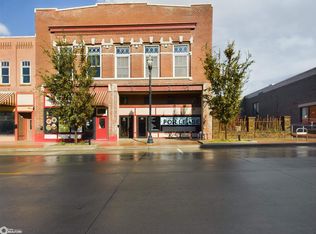 325 E Main St, Ottumwa, IA 52501