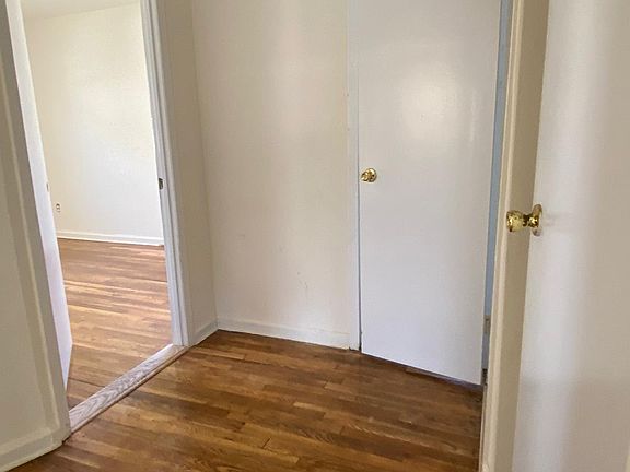 3rd image of 65-08 223rd Pl APT A