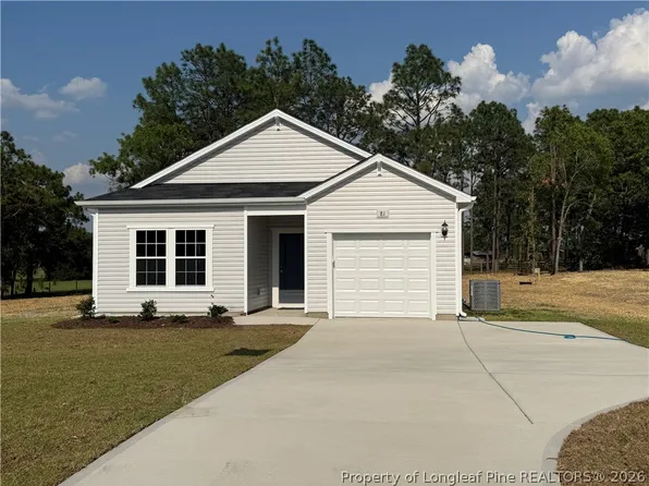 81 Blossom Trl, Lillington, NC 27546