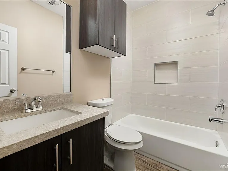 1809 W Ramirez St #2 — Photo 10